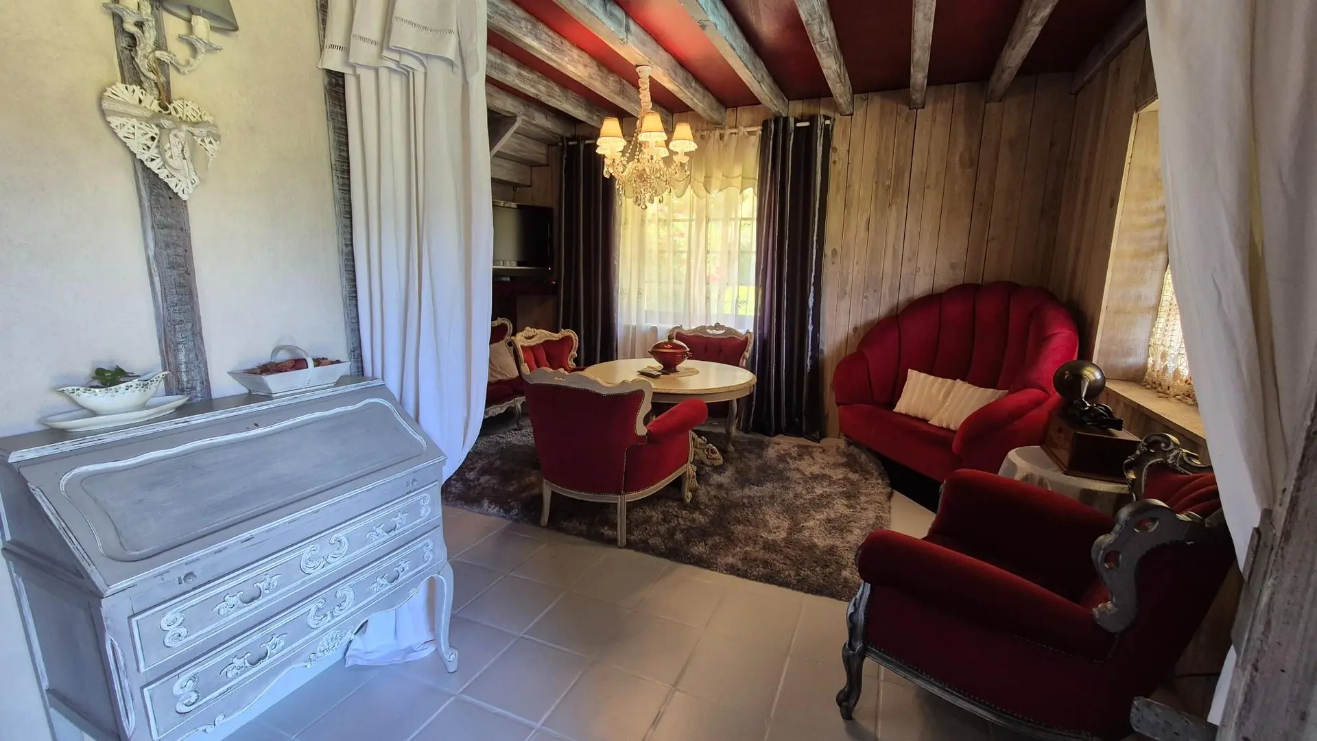 La Chaumiere avec piscine privée proche de Sarlat_14