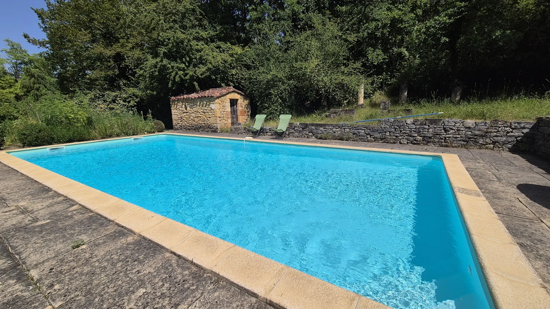 Le Vallon de l'Albarède avec piscine sud de Sarlat_3