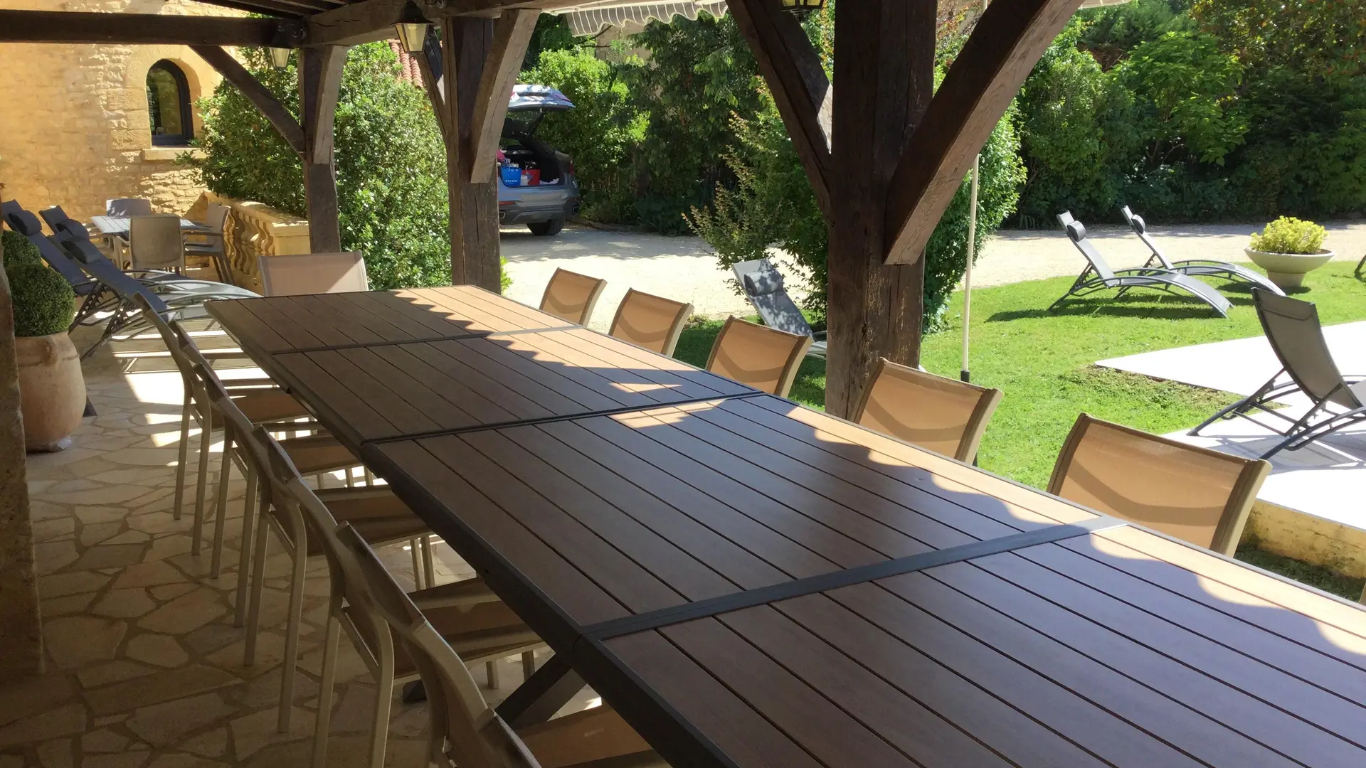 Grandes Terrasses Dalbavie 15 pers clim et piscine_5