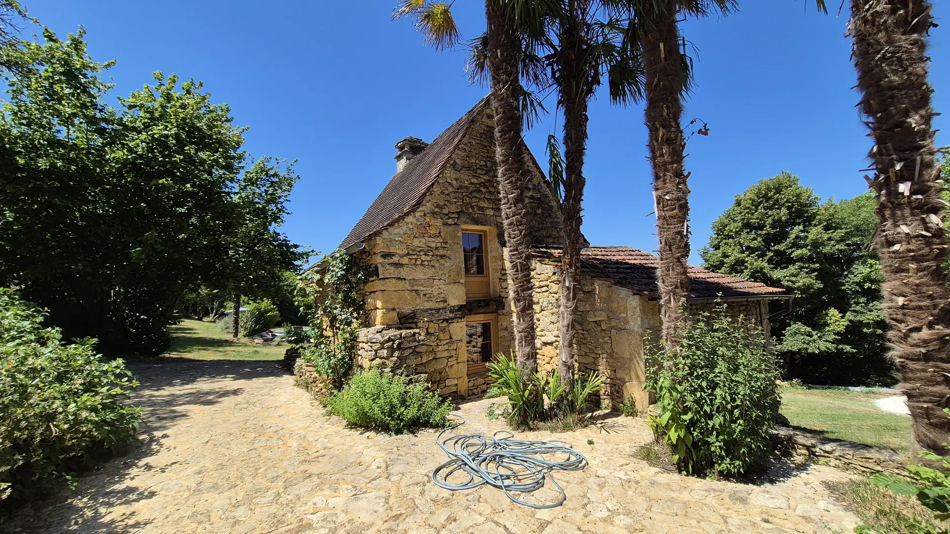Charmille  avec piscine proche Sarlat_14