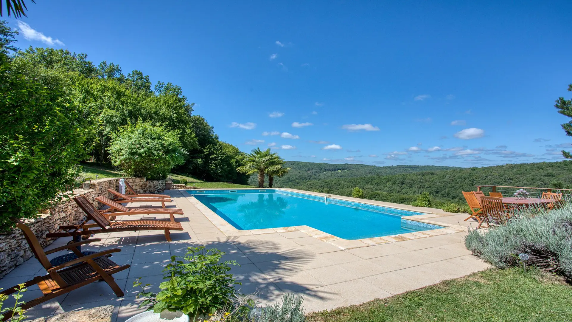 Gite Amour avec piscine et clim proche Sarlat_2