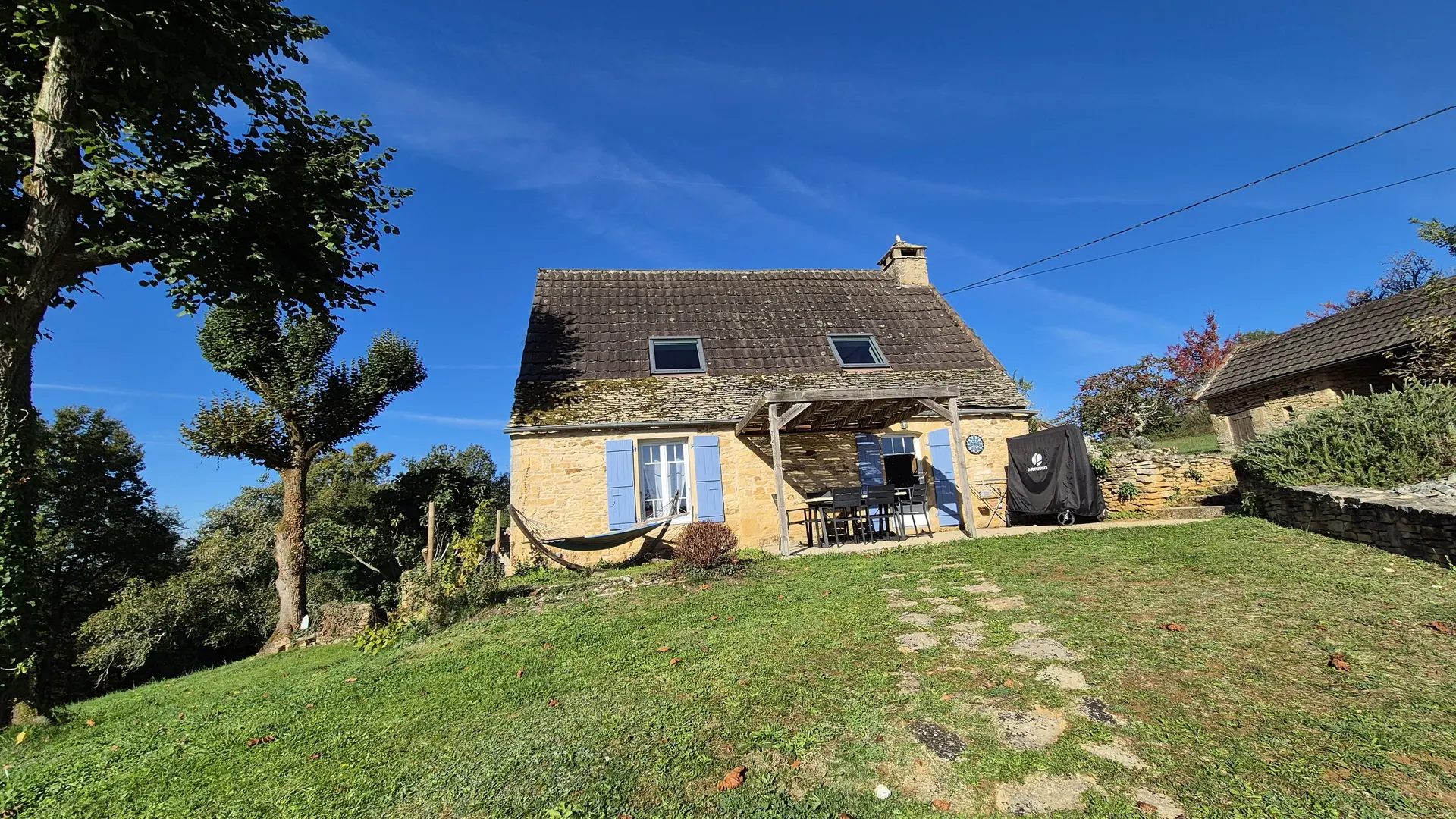 Les Mazaux avec piscine chauffée au nord de Sarlat_20