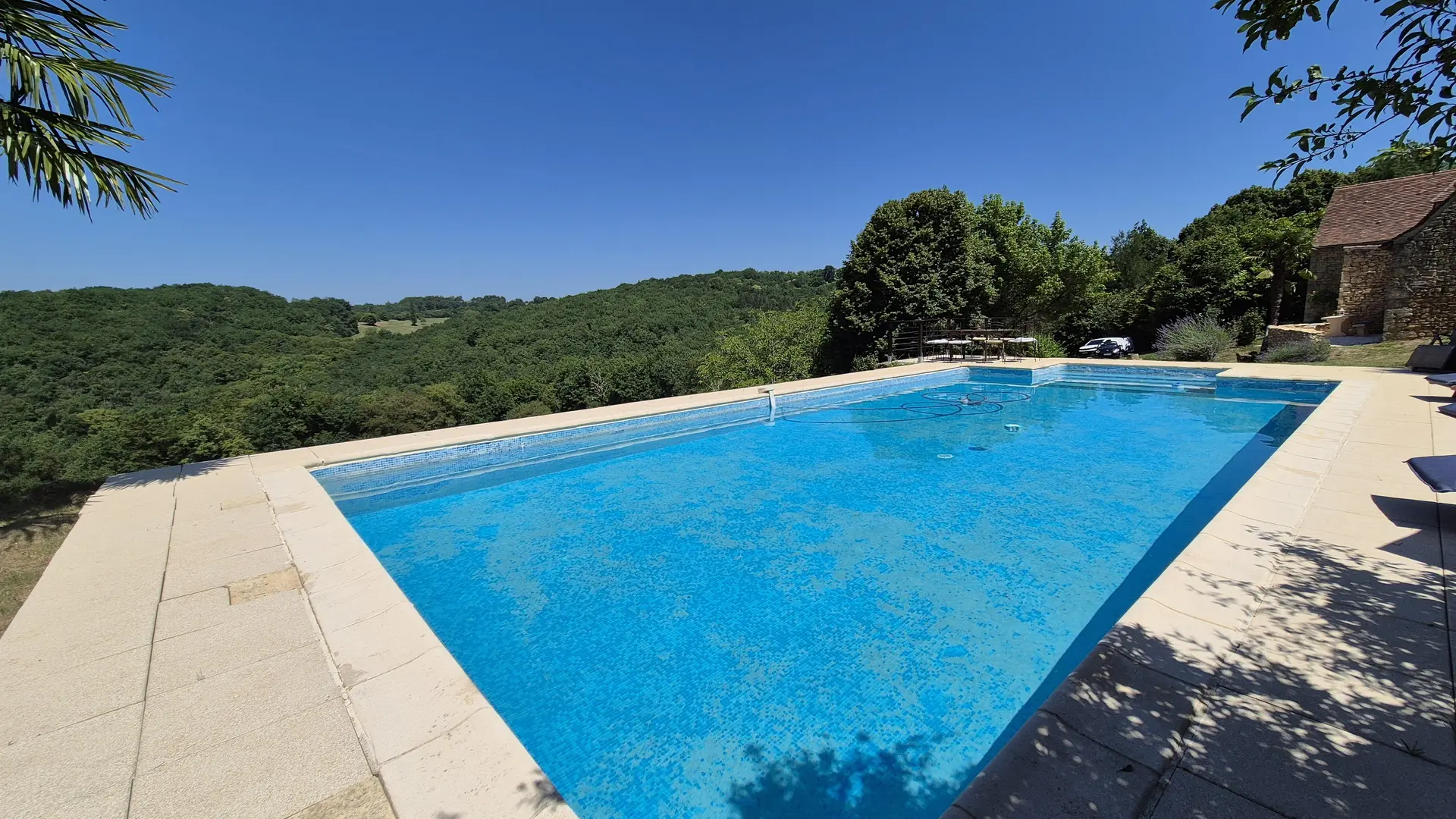 Charmille  avec piscine proche Sarlat_18