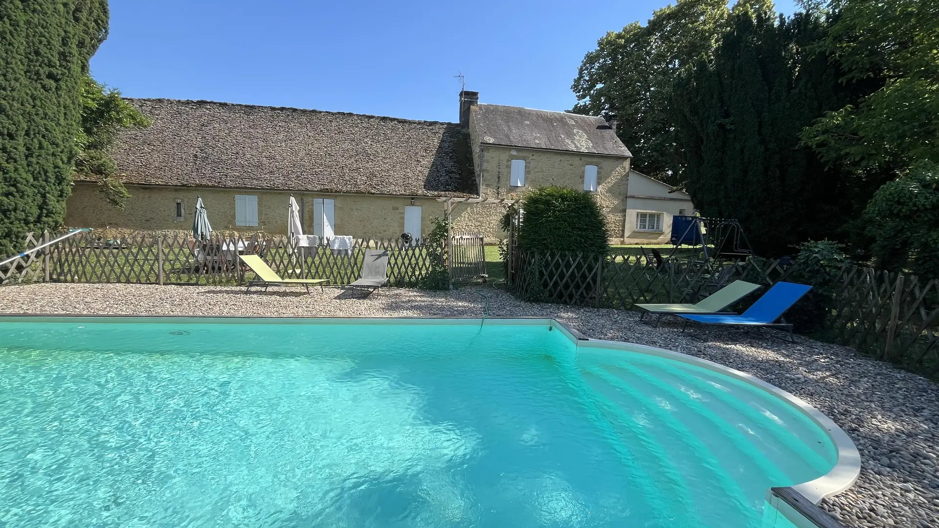 Le Pigeonnier piscine privée proche de Sarlat_1