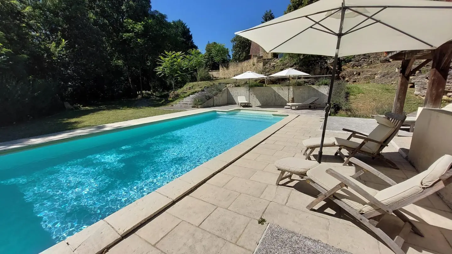 Les Chambrils avec piscine chauffée_27
