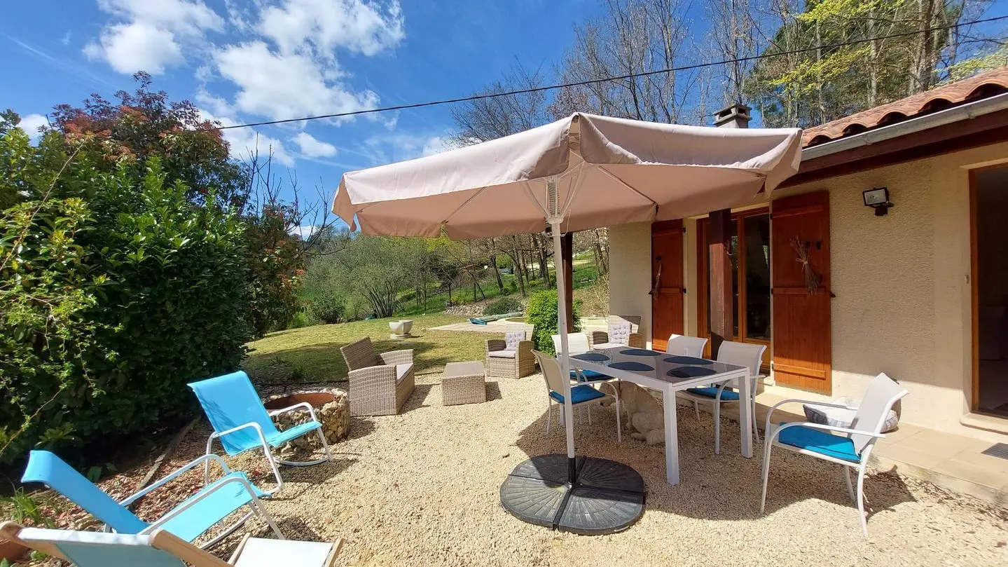 Maison Lacquidell climatisée piscine privée Sarlat_9