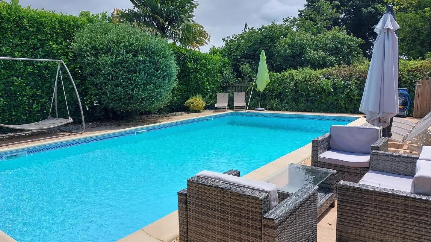 Villa le Lébérou avec piscine chauffée à Sarlat_29