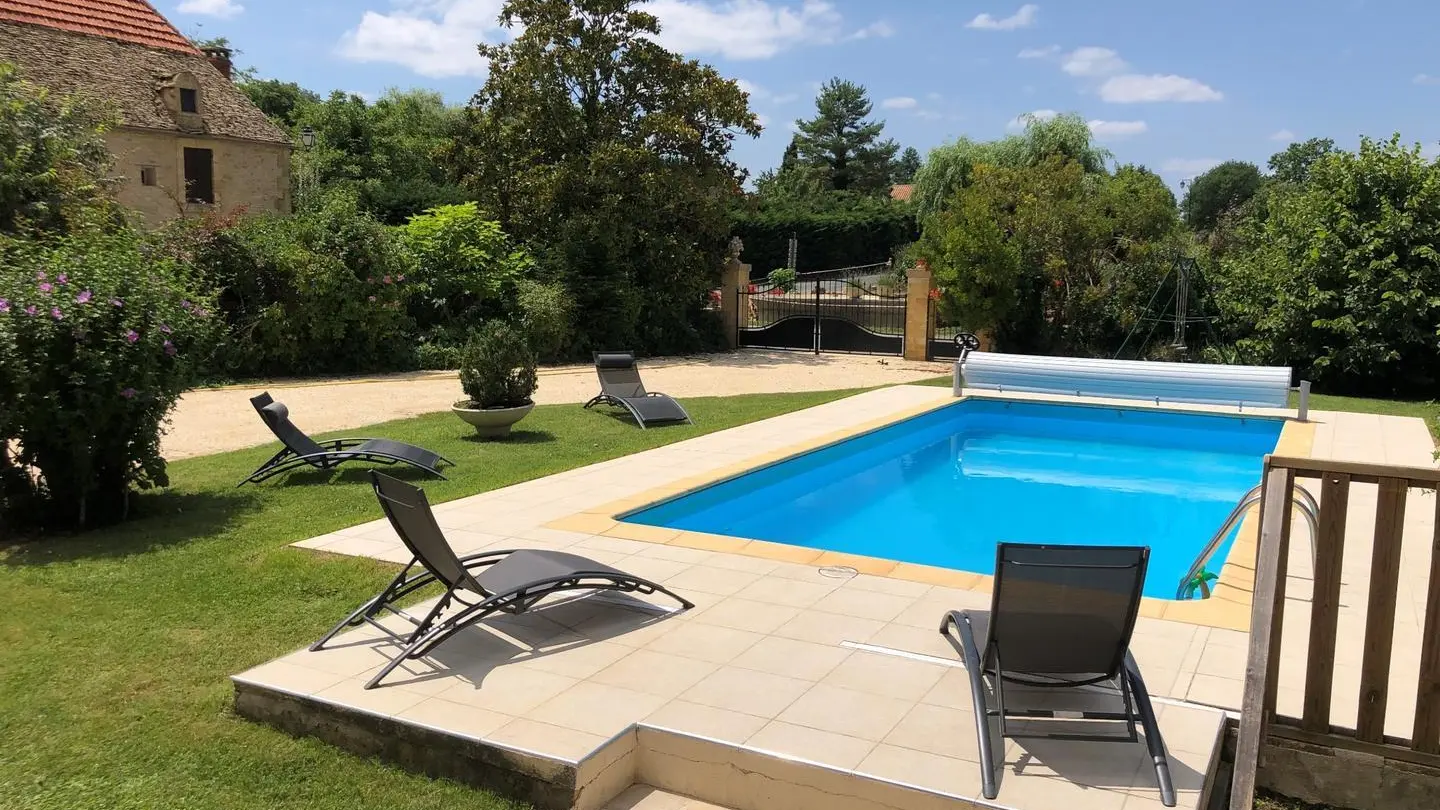 Grandes Terrasses Dalbavie 15 pers clim et piscine_7