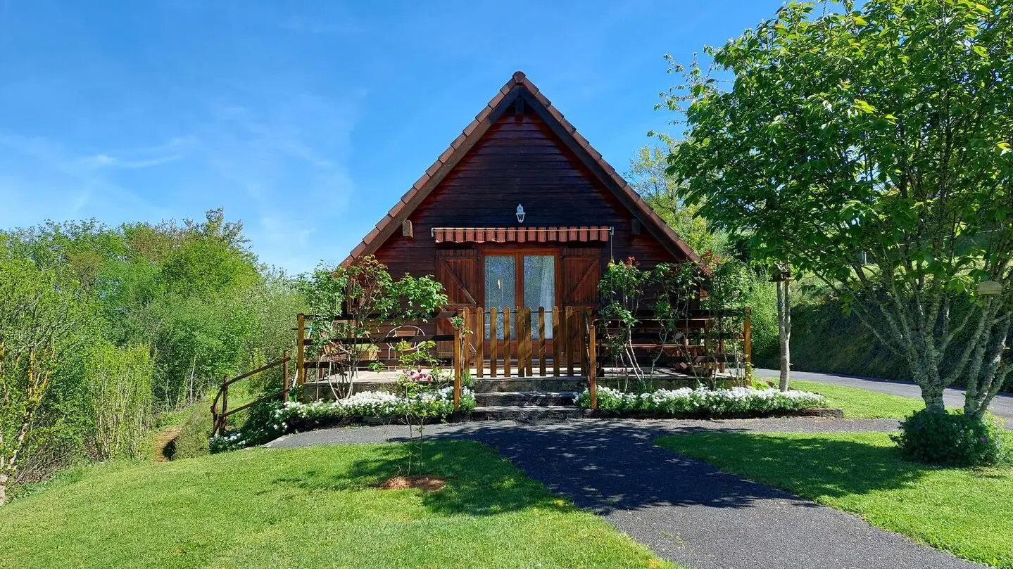 La Petite Maison en bois climatisée sud de Sarlat_2