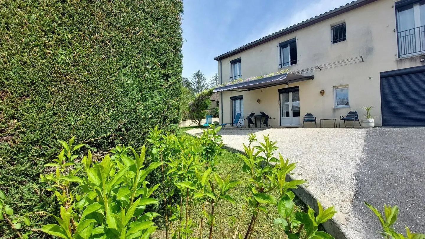 Les Primevères gîte climatisé à Sarlat_3