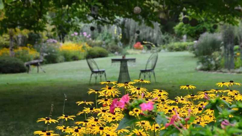 Jardin d'Ingrid Lalinde OT Bastides