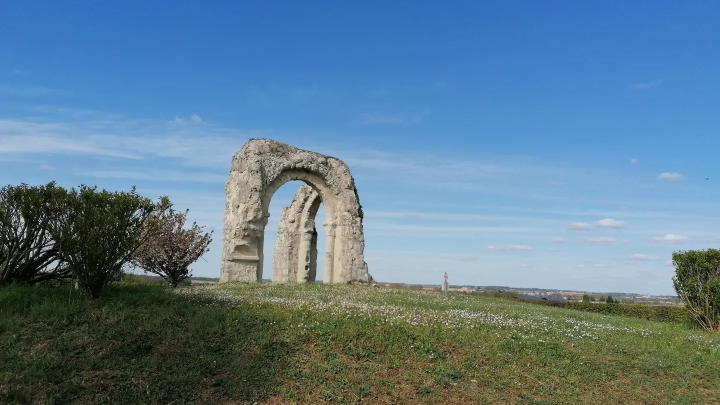 la Chapelle Grésignac Vestige