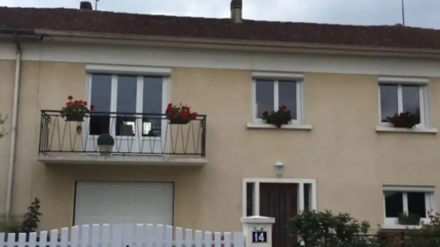MAISON CHRYSTIE