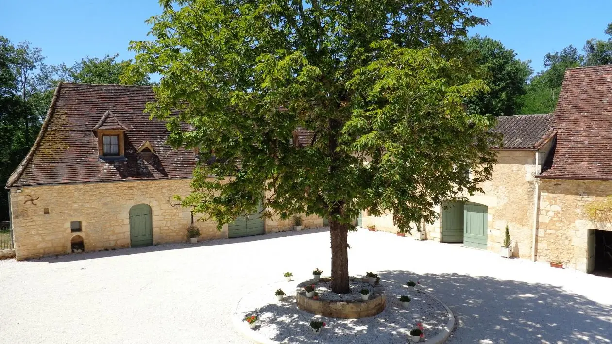 maison du gardien - gite de charme 6 pers - piscine chauffée17