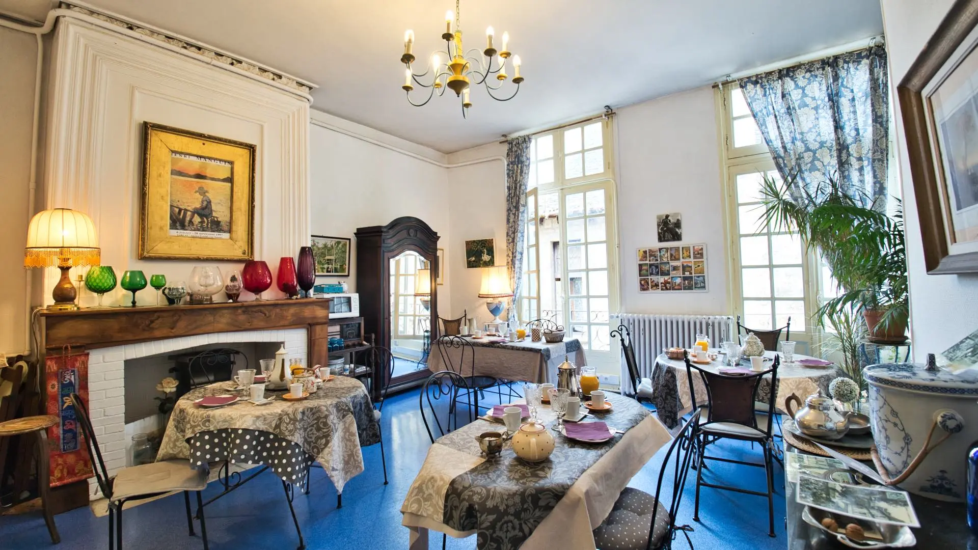 maison-notaire-royal-petits-dejeuners-02-1920