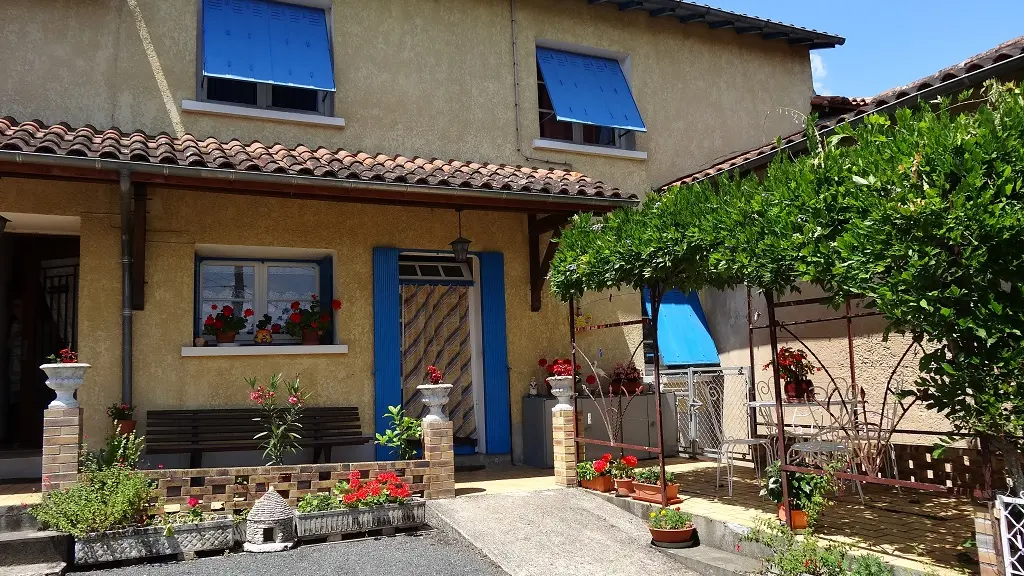 gîte Chapeyrou St Germain du Salembre