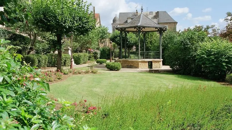 montignac sirtaqui