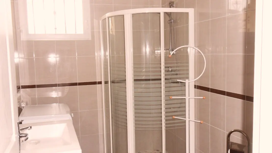 papillon-salle-d-eau_orig