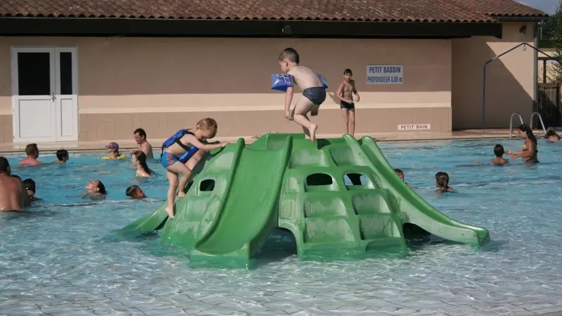 piscine Neuvic tortue