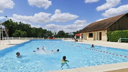 Piscine municipale Sorges en Périgord