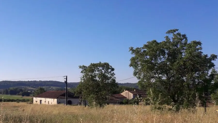 randonnée pas à pas douzillac boucle du château de Mauriac