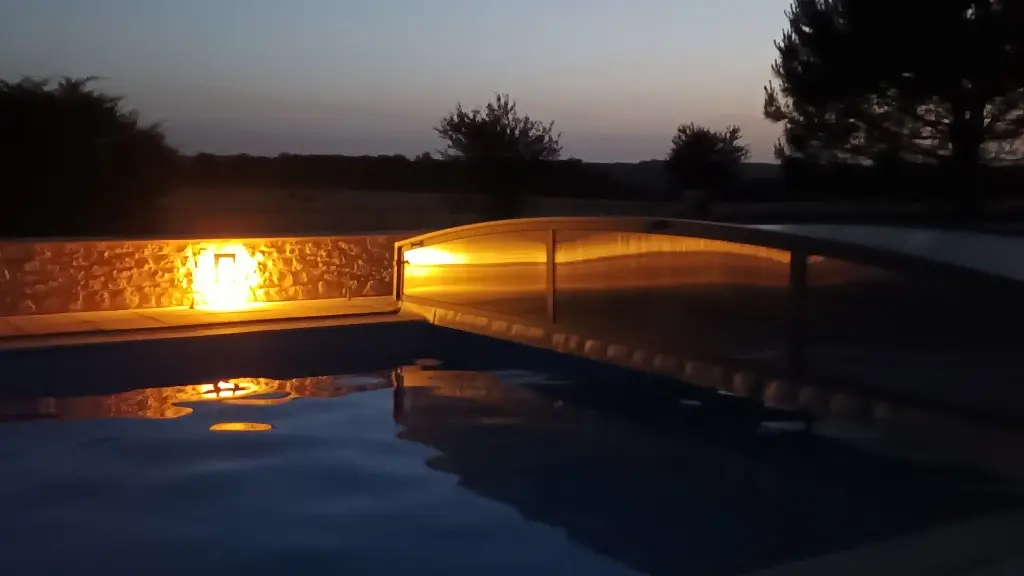 remotely-piscbynight