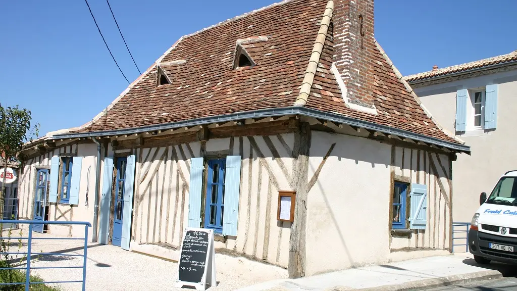 Restaurant Le Bartomé, situé en centre bourg