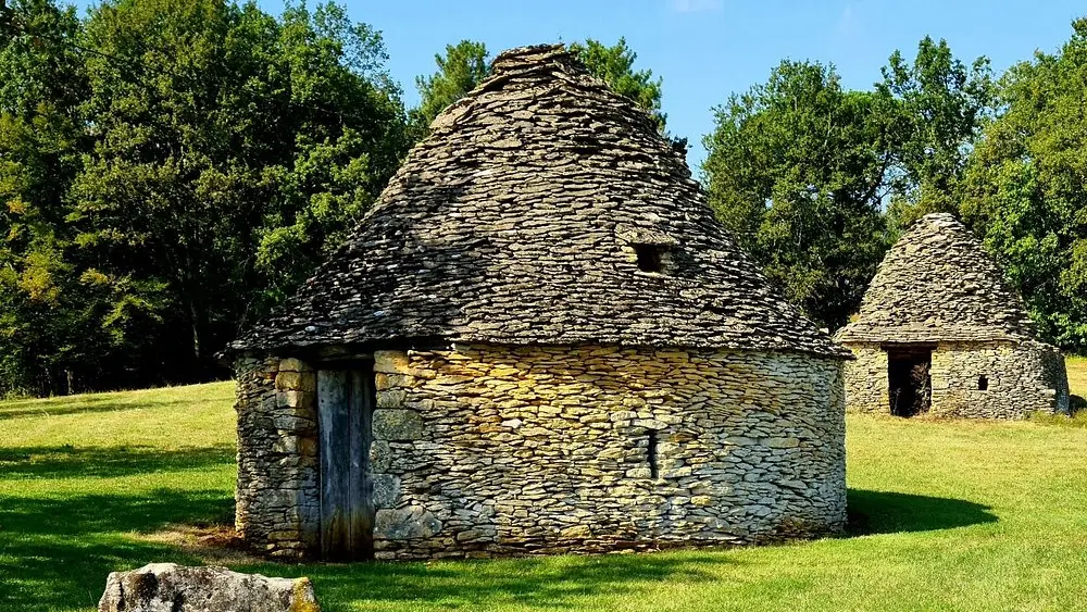 rhonie cabane