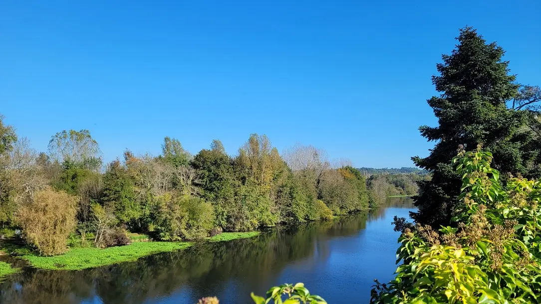 site Sourzac, vue sur rivière