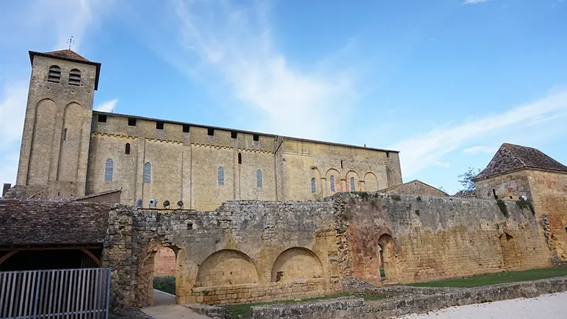 st-avit-senieur-eglise2