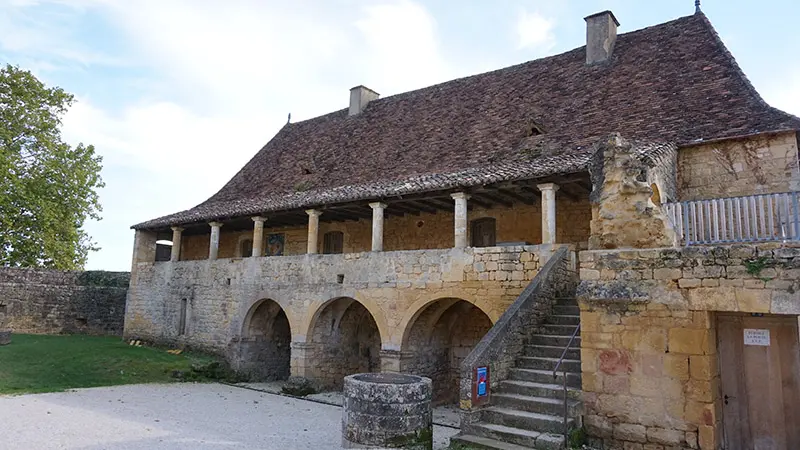 st-avit-senieur-presbytere