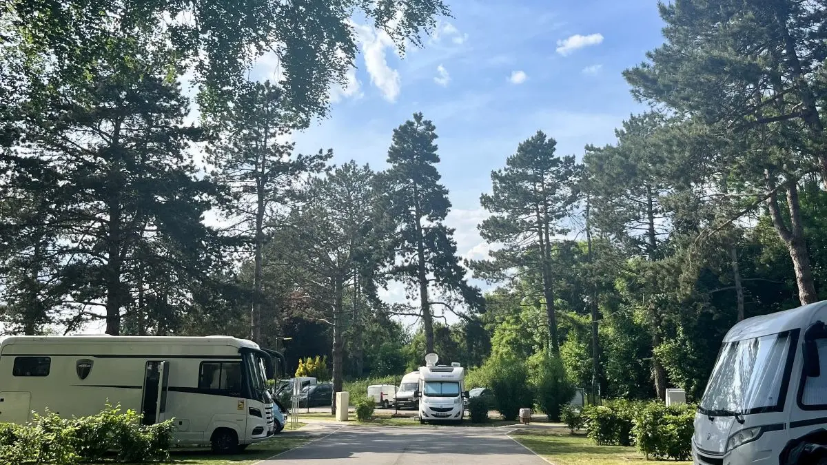 Aire de camping-cars