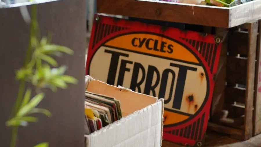 Madame Sortie d'Usine © Nathalie Bainson (3)