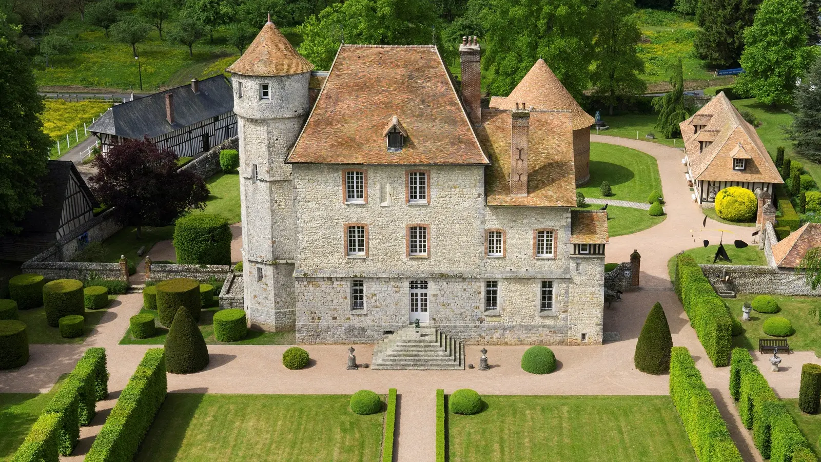 Château de Vascoeuil et son jardin à la française