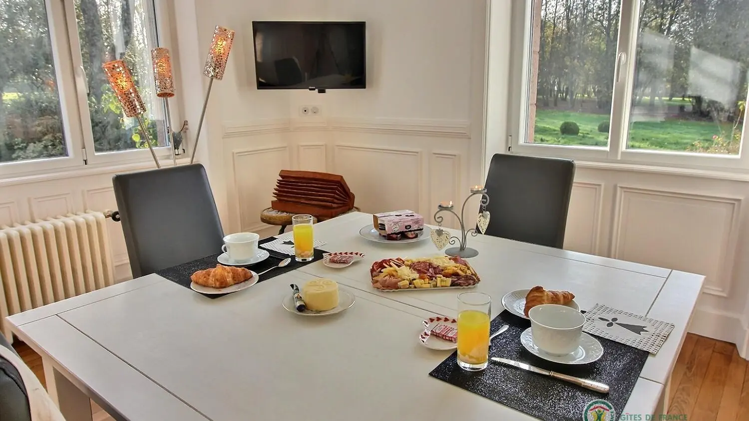 442952-11_22G111494_d338184193217c5516515e69196ef9fb