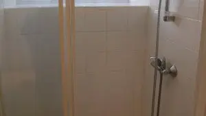 6 Gite Ecurie Douche