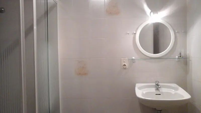 Location Marie-Danielle QUEFFELEC - Guilvinec - Pays Bigouden - Bigoudenjoy 6