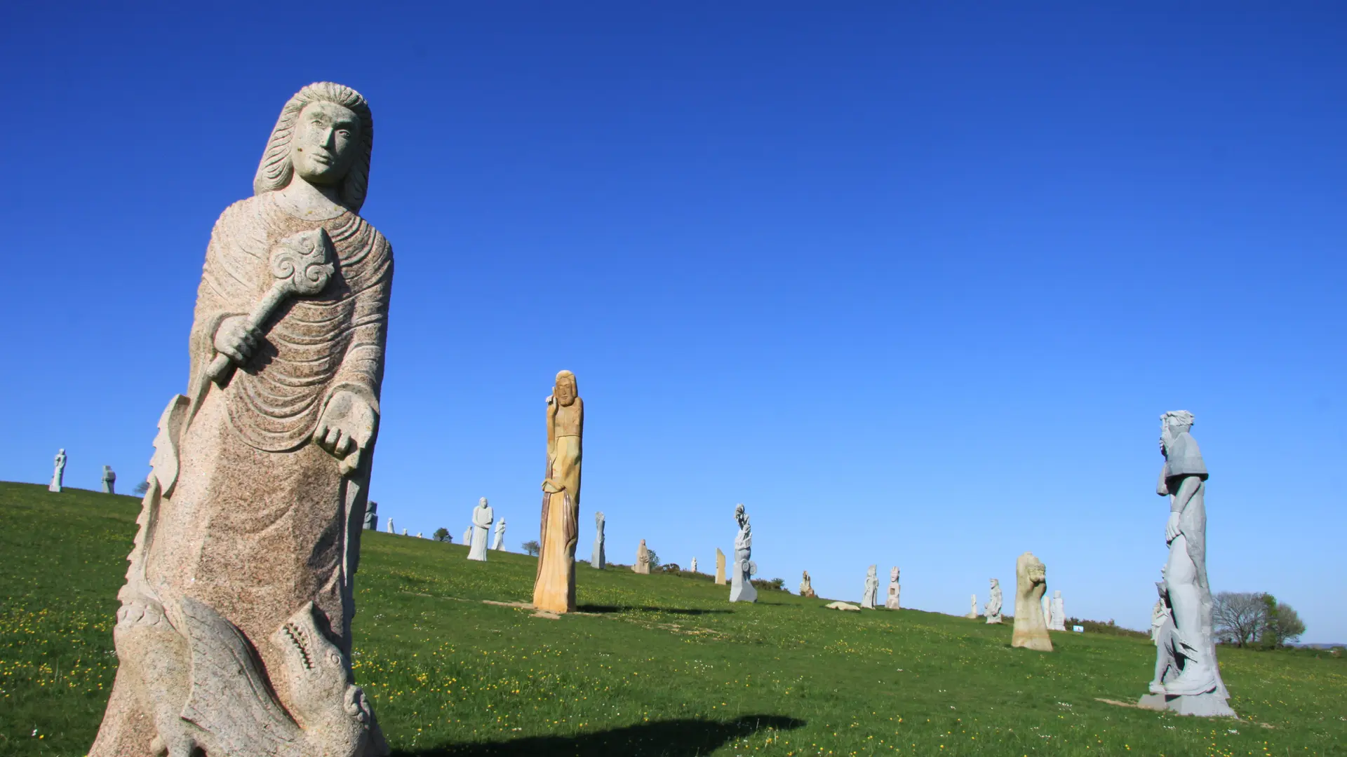 La Vallée des Saints Carnoët - St Eflamm