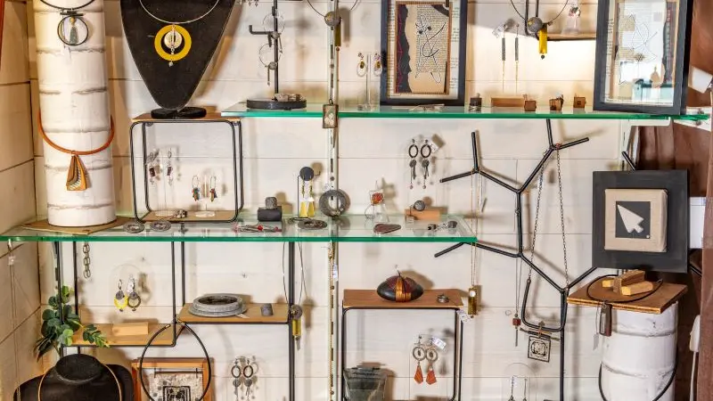 Bigouden Cuirs et Les Arts Secrets - Guilvinec - Pays Bigouden - Bigoudenjoy