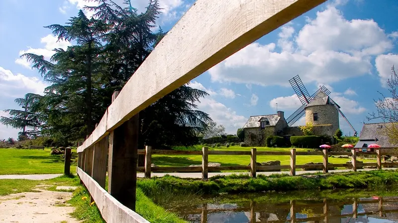 ©J ENEL-REHEL Mont-Dol