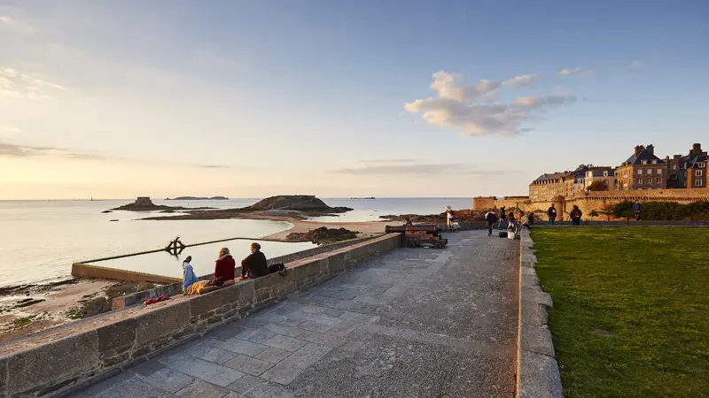 -aLamoureux---Vue-du-Bastion-de-la-Hollande--1--2