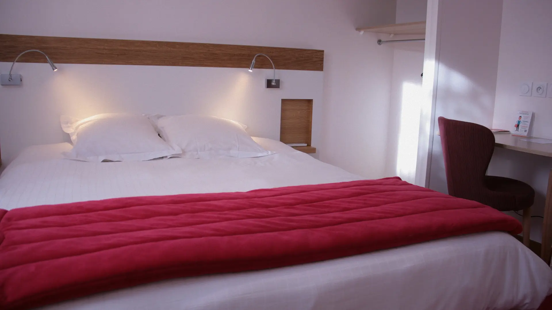 16 - H - Perros-Guirec - Hôtel de Perros 1