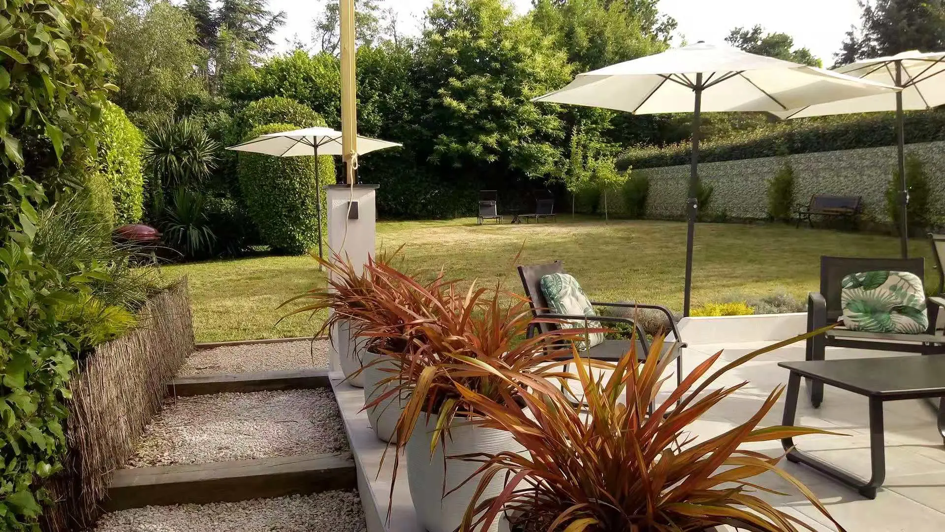 2- jardin derrière