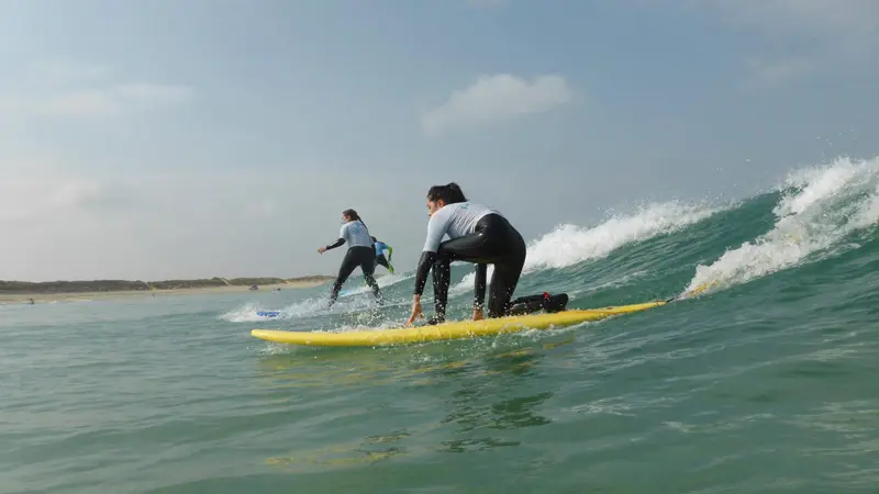 Ecole de surf Rise-Up - Plomeur - Pays Bigouden - Bigoudenjoy