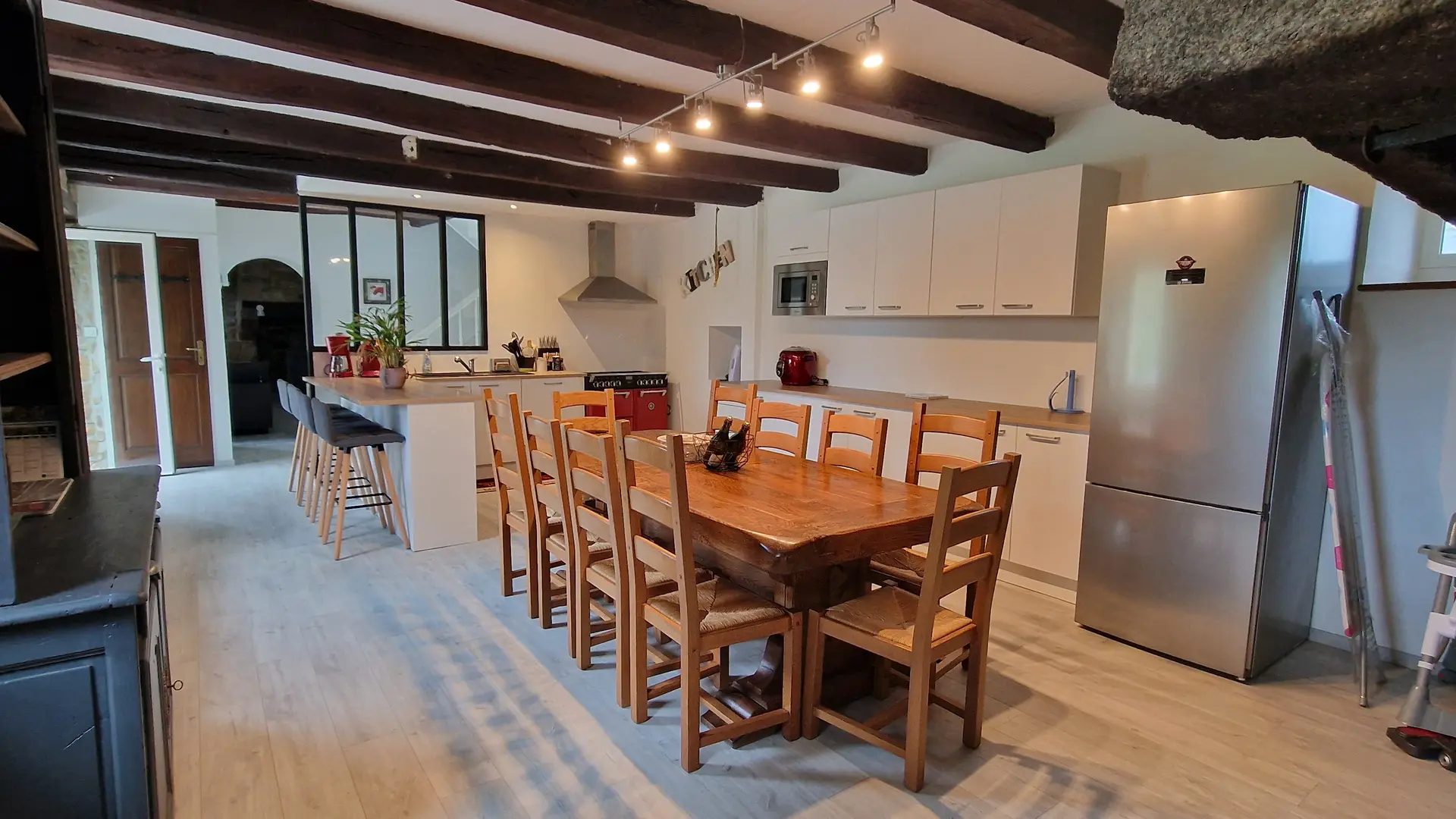 Cuisine - Vue sur l'Etang