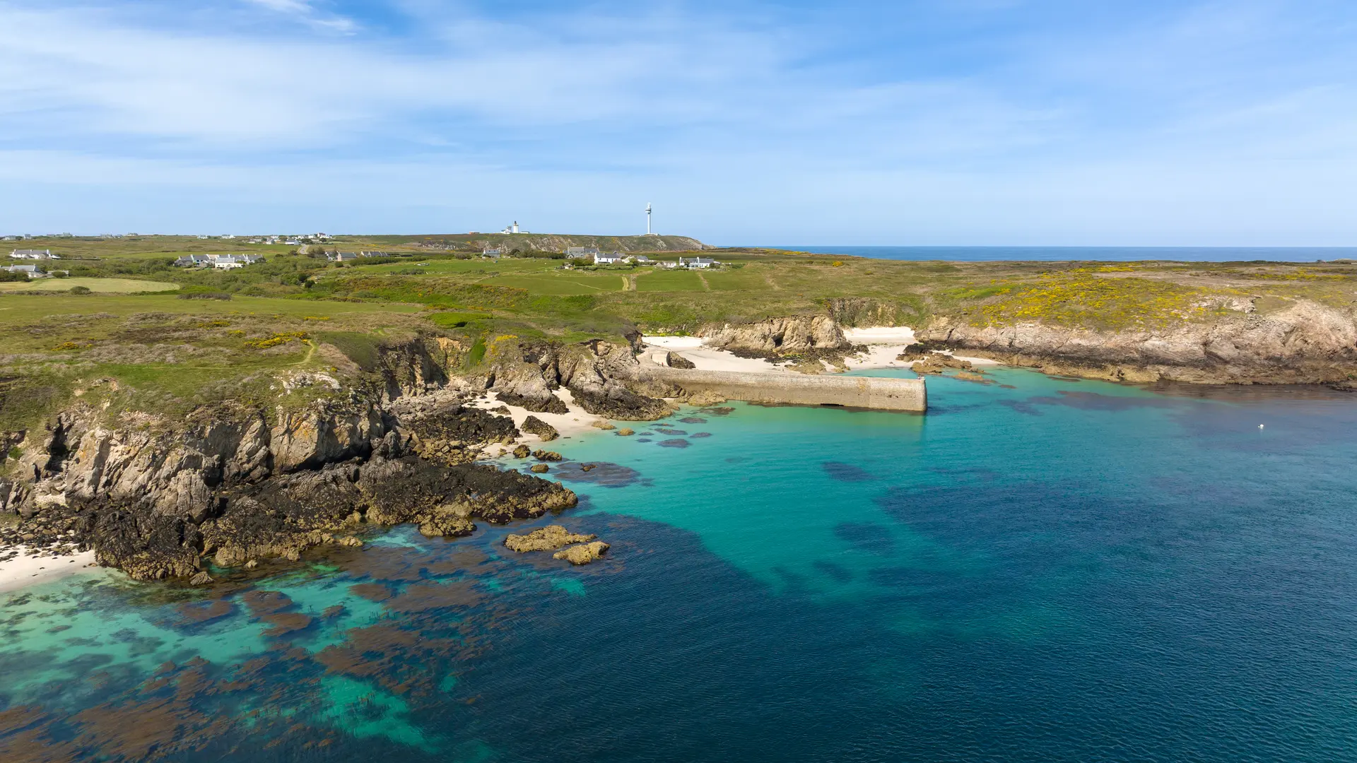 2022_0505_Bretagne_Finistere_Ouessant_Arlan_Aerial_DJI_0654