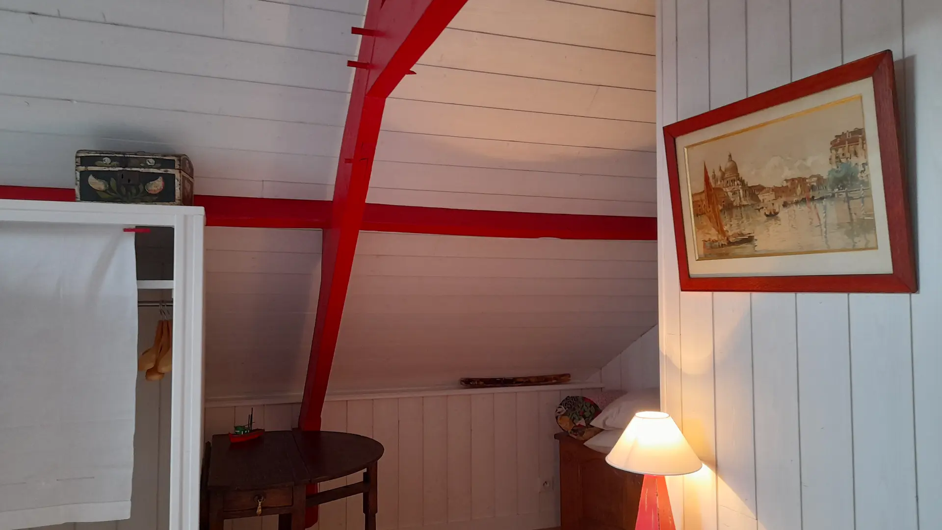 AM-Dufeu-Chambre2