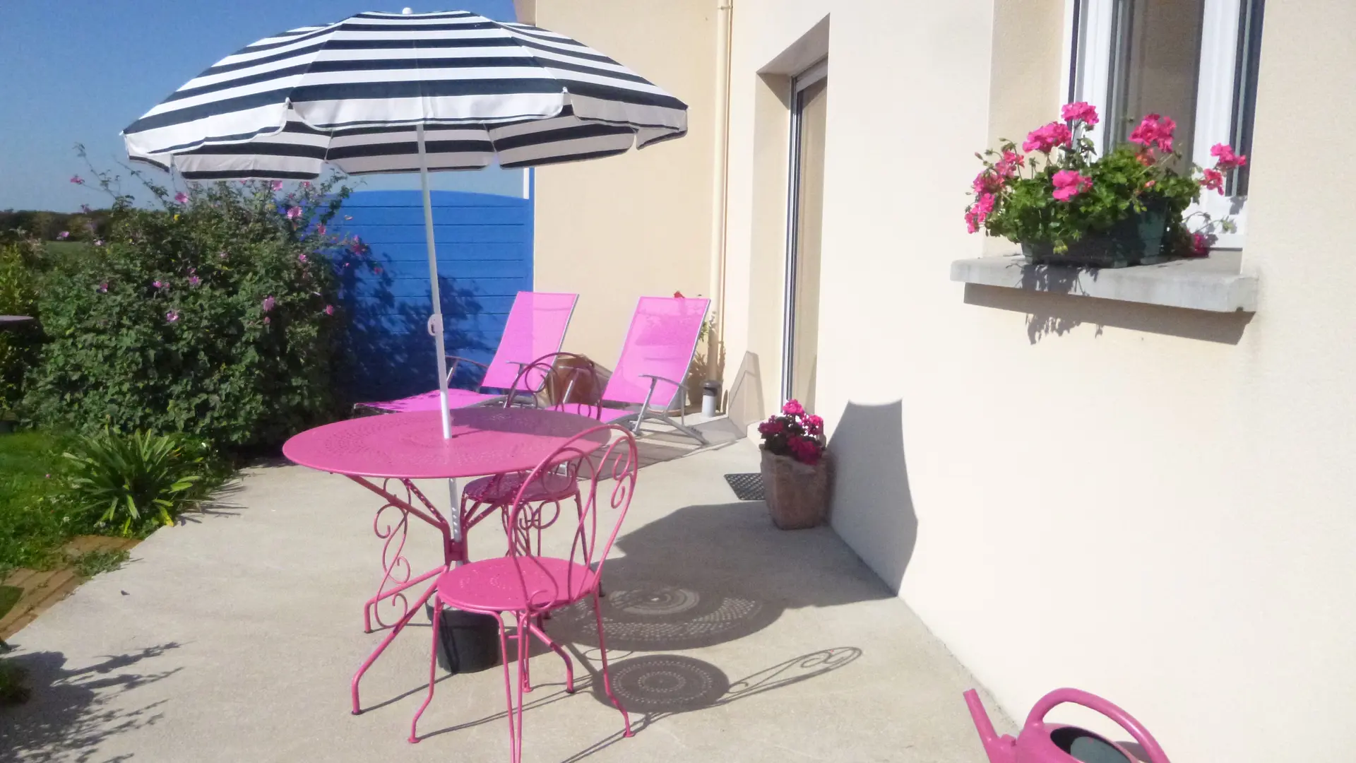 Mme LE SAUX Marie-Odile Les Hortensias