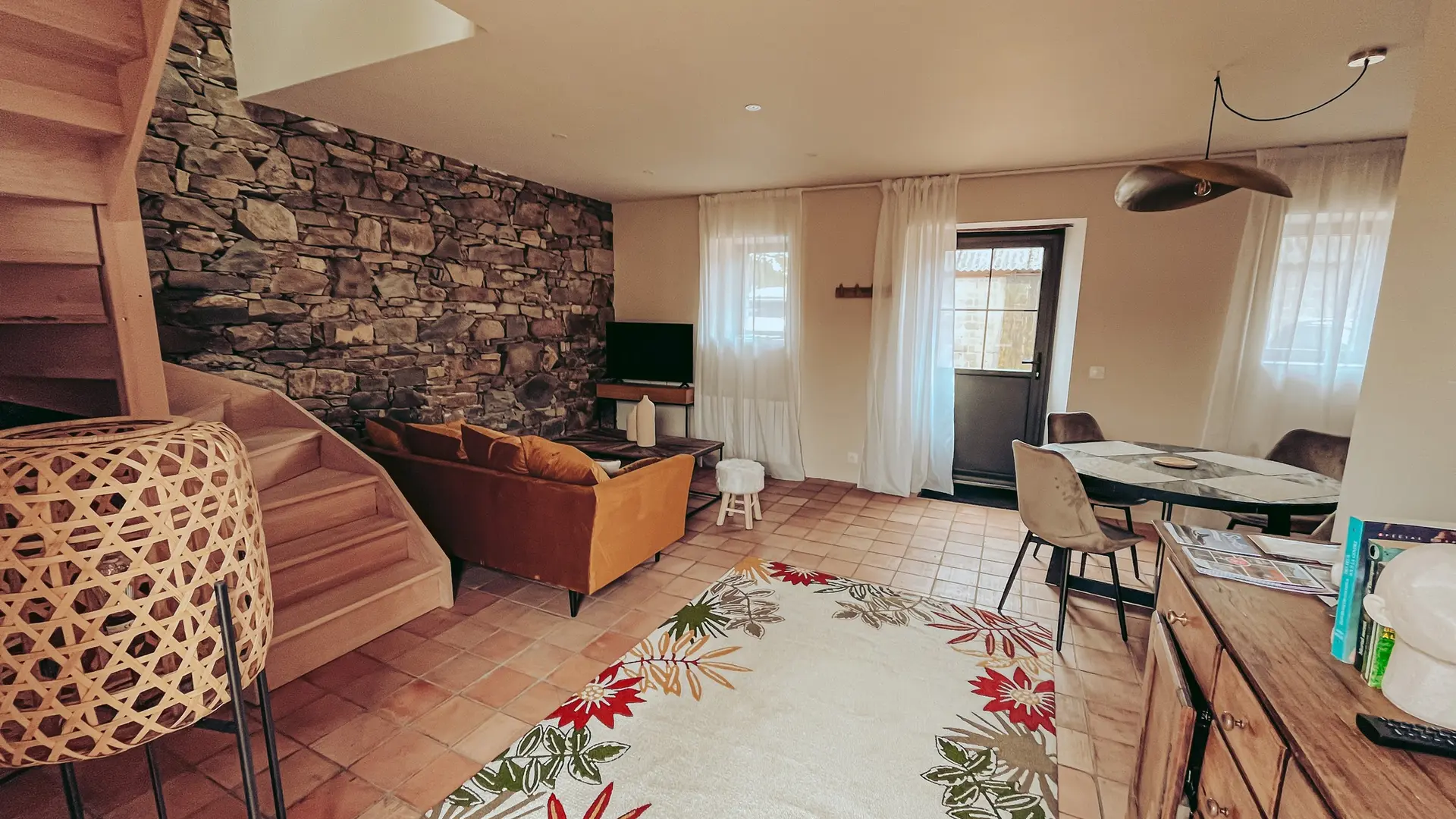 369599607_122118559280000512_4971307085839929364_n