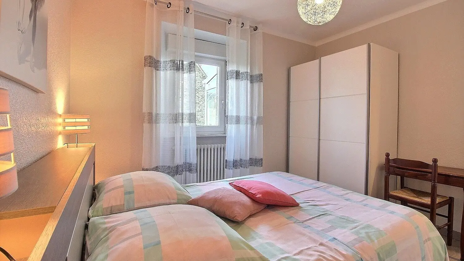 377463-13_22G120361_4df795f446205912d0a77b3a770a87d2